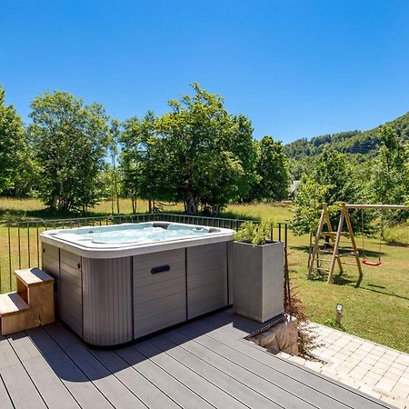 Modern Alpine Monsalbius Chalet Baske Ostarije Zewnętrze zdjęcie