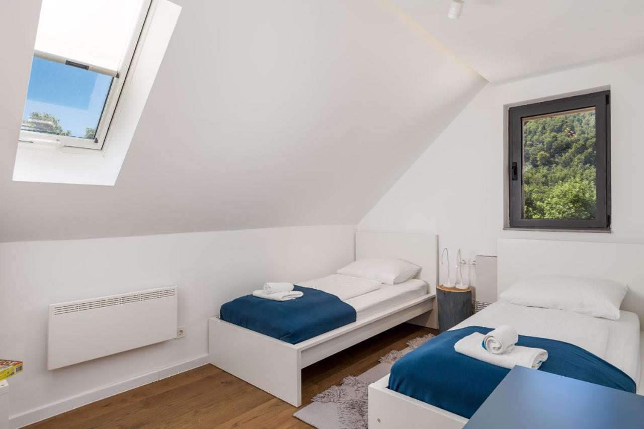 Modern Alpine Monsalbius Chalet Baske Ostarije Zewnętrze zdjęcie