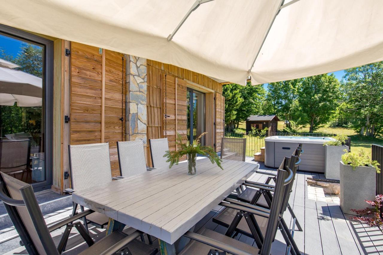 Modern Alpine Monsalbius Chalet Baske Ostarije Zewnętrze zdjęcie