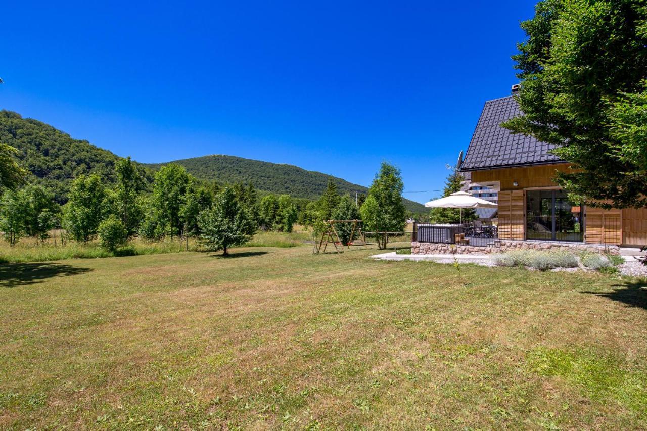 Modern Alpine Monsalbius Chalet Baske Ostarije Zewnętrze zdjęcie